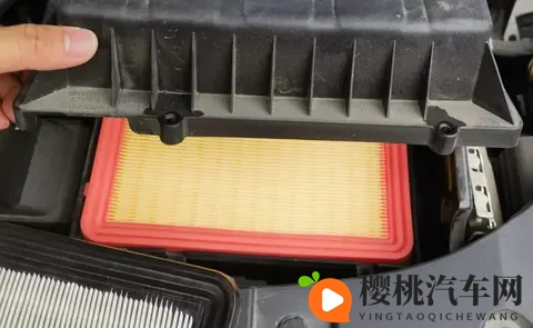 汽车空气滤芯多久换一次?4s店绝对不会告诉你的真相-3