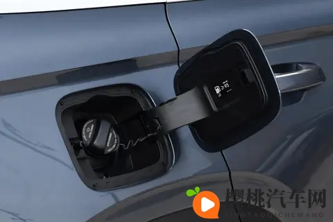 85万车主认证!吉利星越L 望月版:20T+8AT,这波实力如何-1