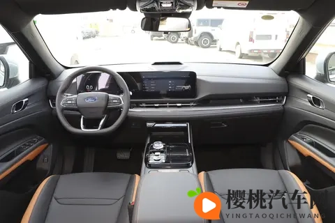 10-15 万选合资中型 SUV?福特领睿各配置扒清楚,小众也有实用款-3