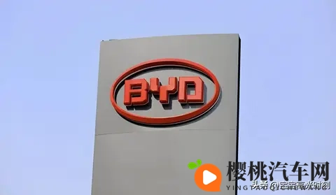 比亚迪销量跌宕背后:车企拼杀里藏着中国智造的秘密-1