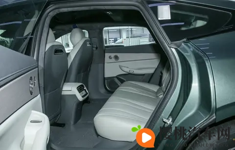 纯电车真能比油车香?这车20万级,纯电续航优秀,带劲不?-1