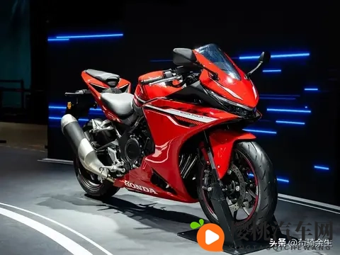 本田2026款携E-Clutch电控离合亮相，CB500四缸版明年入华？-2