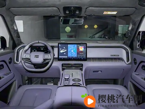 30万级全能王!国产增程版“卫士”亮相,轴距超3米,配6_7座可选-1