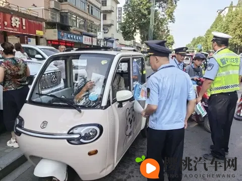 交警提醒:12月起,60岁以上老人骑这五种电动车,上路不查不扣!-1