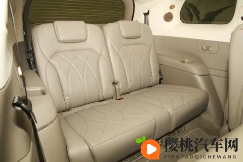 长超5米2的“王炸”SUV，6座+增程，纯电续航超400km，有必要吗？-2