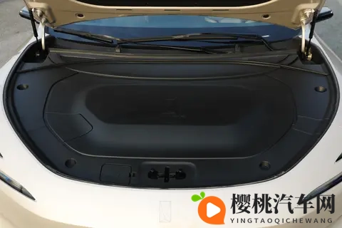 2599万起的豪华暴击!阿维塔12四激光版:四激光雷达+华为ADS-2