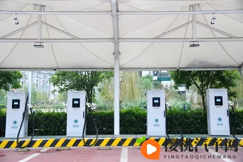 中午抢充电桩比半夜还便宜?网约车的省钱算盘教会了私家车主!-1