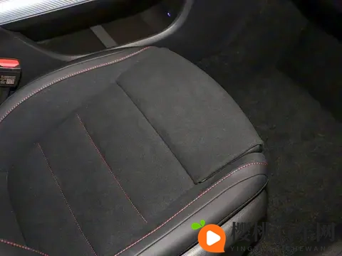 好紧 好硬 好硬 疼男男:极致驾控体验,这款SUV让你欲罢不能-1