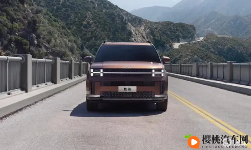 三人行成功经验分享：汽车巨头揭秘：三大成功秘诀，领跑市场趋势-1