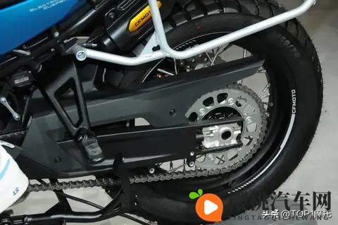 米兰车展丨春风800MT-ES海外亮相，升级电子避震-1