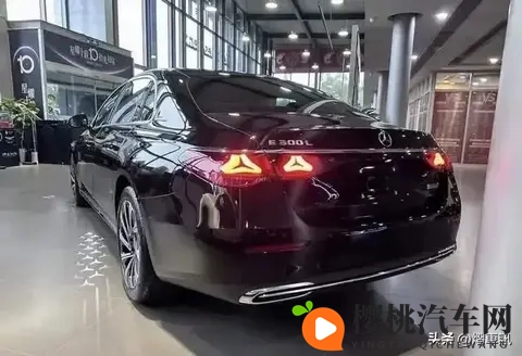 2026款奔驰E级新车型上市！配置不变 价格调整 搭载20T发动机+四驱-1