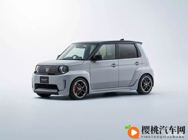 体育生打飞机:赛道高手:体育精英的非凡驾驶技巧揭秘-1