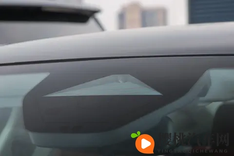 2025款林肯Z燃油版购车手册:配置差异解析-1