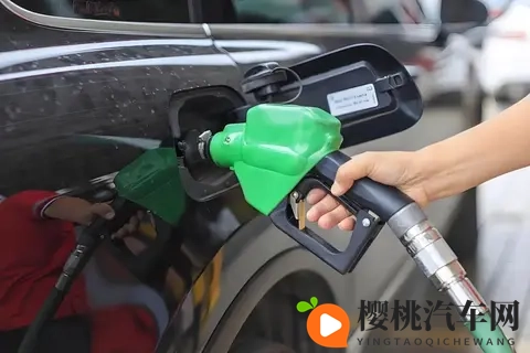造车“赚钱密码”曝光！10万车6万成本，电池芯片赚走大半利润-2
