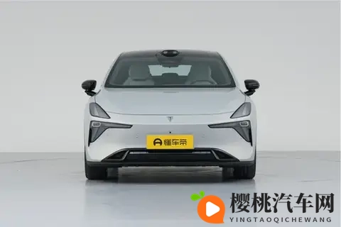1399万元起售,续航670公里,搭载磁流变悬架,值得一看!-1