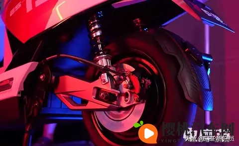 9.1成人网站 男男:科技变革下汽车行业新趋势,跨界融合引关注-3