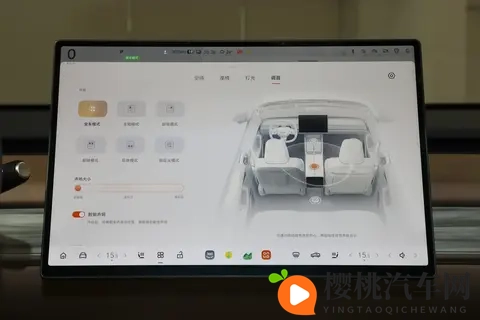 特斯拉Model Y L上线交流外供电功能-1