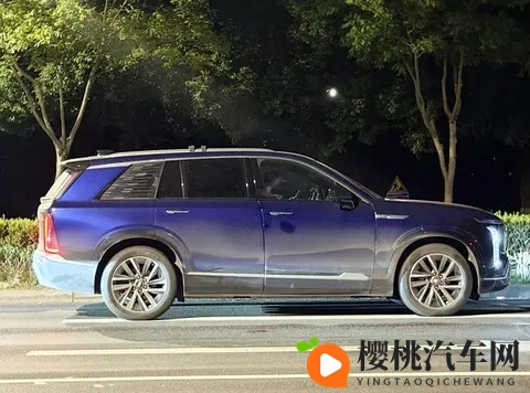 纯电“小凯雷德”?凯迪拉克VISTIQ国产现身,尺寸比IQ锐歌大一圈-3