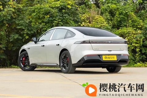 从日常通勤到短途自驾：东风奕派 eπ007 + 纯电 650 版的全能表现-1