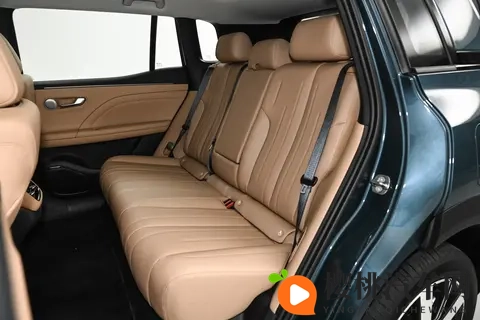 增程车的三大痛点被解决!续航、空间、配置全都有,不到13万起-2