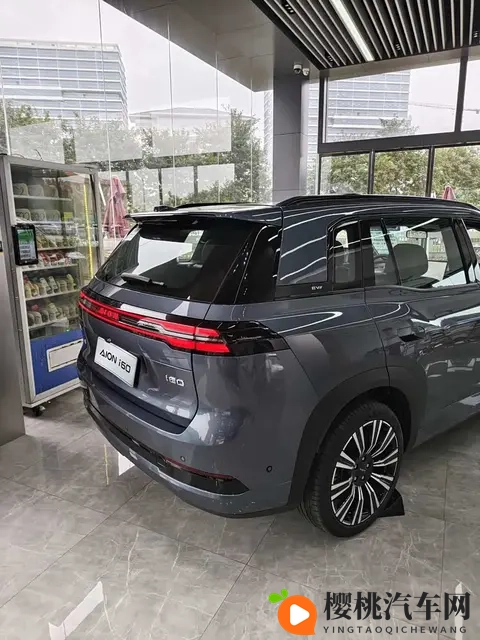 预售1198万元起,比亚迪宋PRO同级,埃安AION i60实车到店-3