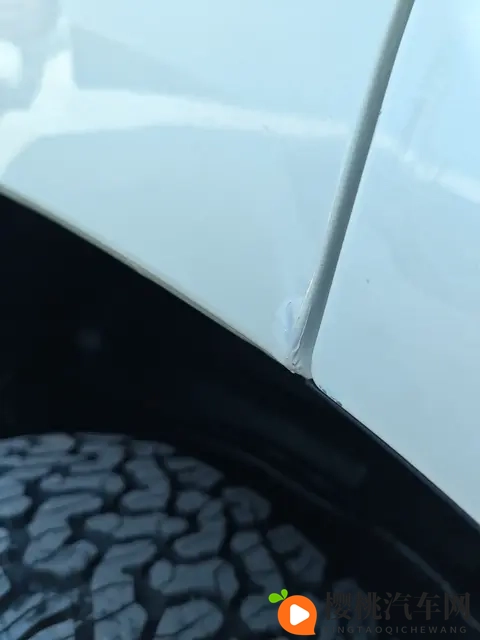 20款普拉多35L:圆你硬派越野梦,40万拿下值不值?-2