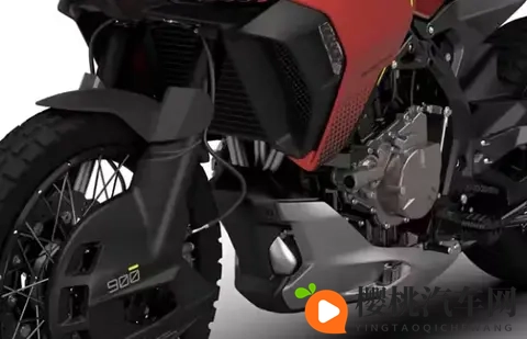 钱江900三缸ADV和600双缸踏板车正式曝光!-3