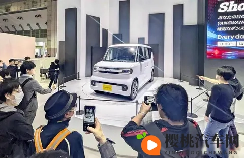 男和女差差差差app:汽车定制新潮流,个性化选车神器来袭-1