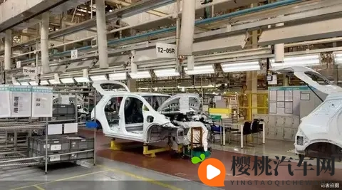 中国成人AV：汽车设计新潮流：成人创意元素跨界合作引发热议-3