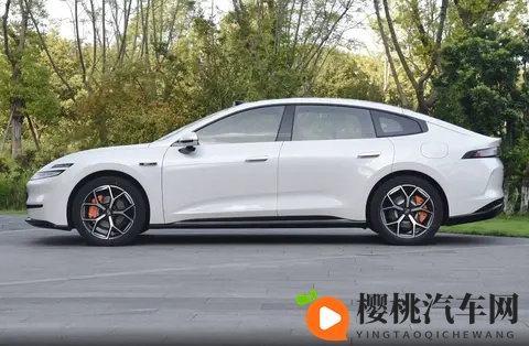 十万级守门员来了？长安启源A06中大型掀背轿跑，增程还是纯电-1