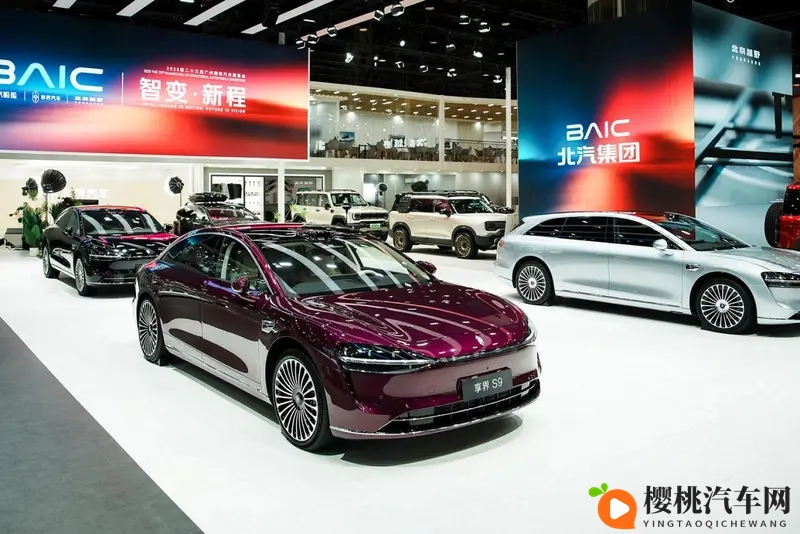 2025广州车展:享界S9以“新豪华革命”重塑市场格局-1