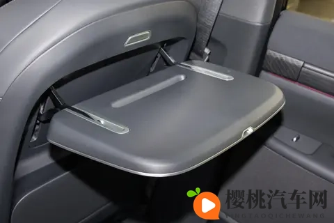 东风奕派eπ0082026款五座版，冰箱彩电+超级大五座，家用真香-2