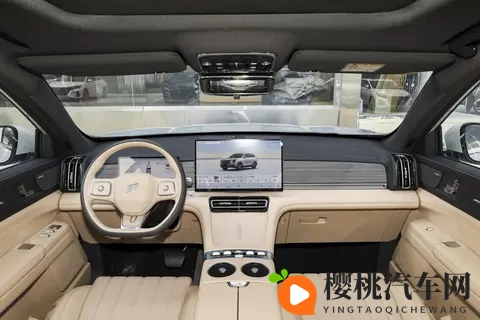 捷途X70L对比瑞虎8 PRO,核心技术同源,家用选择哪台更合适?-2