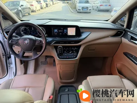 16万多拿下20款别克GL8陆尊,家用商务都合适?-2