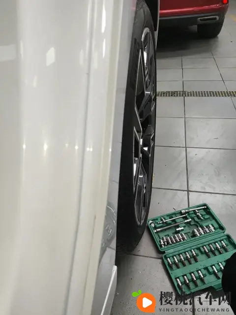 准新一手宝马5系，24款530Li，16万公里，行政座驾新选择-3