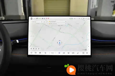 深度体验深蓝S05:没想到它这么香,620km续航+15分钟超充!-3