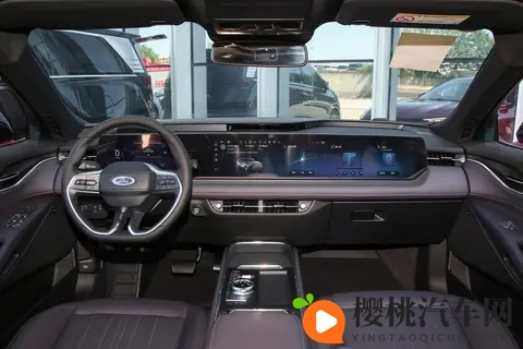 福特蒙迪欧 EcoBoost 245 至尊型:均衡实力派的进阶选择!-1