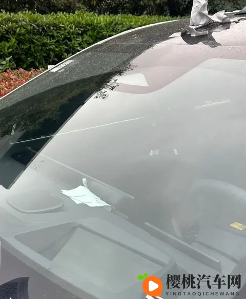 纯电动大六座,会用华为技术吗?疑似日产N8谍照曝光-2