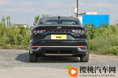 蒙迪欧20T豪华型:预算15万左右,想买合资B级车,家用如何?-3