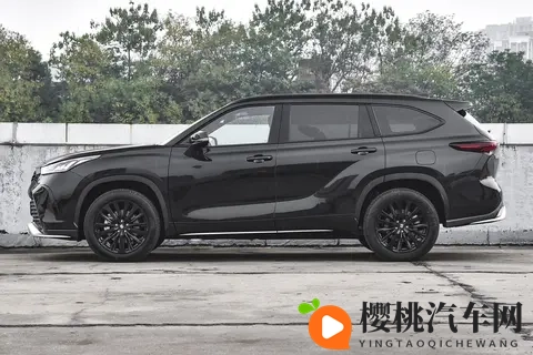 西施流眼泪翻白眼咬铁球的表情:西施泪眼含情咬铁球,表情复杂引人注目-1