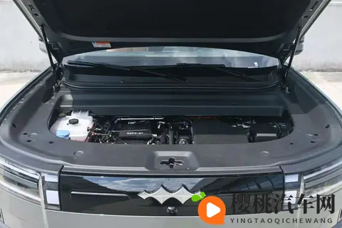 方程豹钛7四驱Max版深度体验:科技大空间SUV的务实之选-3