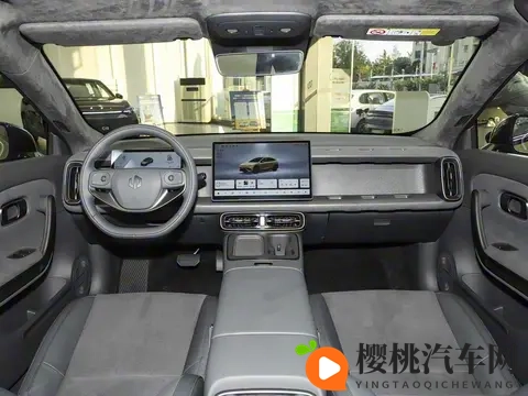 零跑造了台“红米YU7”,1058万起,造型拉风,不给油车留活路?-3