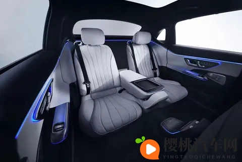 2026款奔驰E 260 L:谁才是闭眼入之选?-2