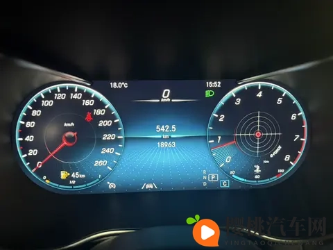 25万拿下白色奔驰GLC，体验零百69秒的豪华！-1