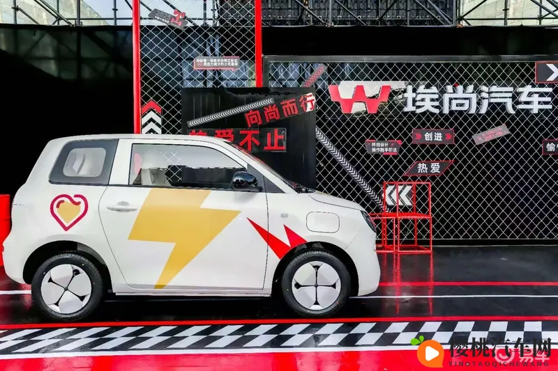 东方影库1800最新版v4:东方影库全新升级,1800版V4震撼来袭-1