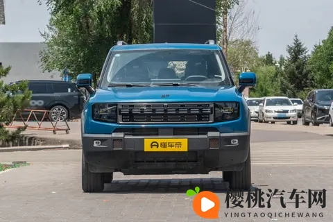 15万预算SUV怎么选?这款方盒子四驱车,满足全家用车需求-2