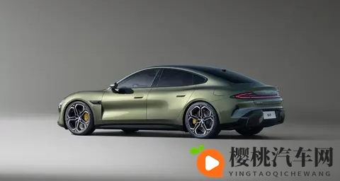 销量打脸质疑！小米SU7凭什么越骂越火？-2