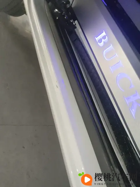 将界第2第3蕾蕾丁思聪：蕾蕾丁思聪将界排名二三，风采独具一帜-3