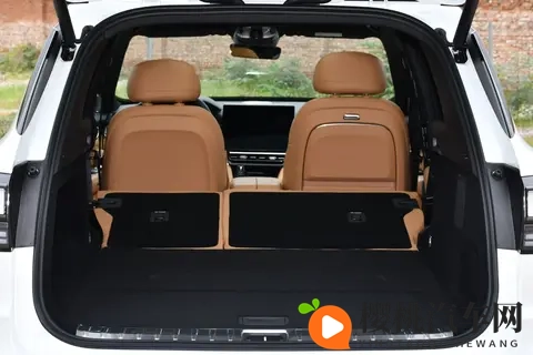 领克09 2026款 20T 四驱探索版Ultra车型的体验如何?-3