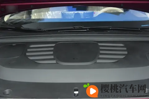 新款享界S9预订24小时突破5000台 预售价318万元起-2